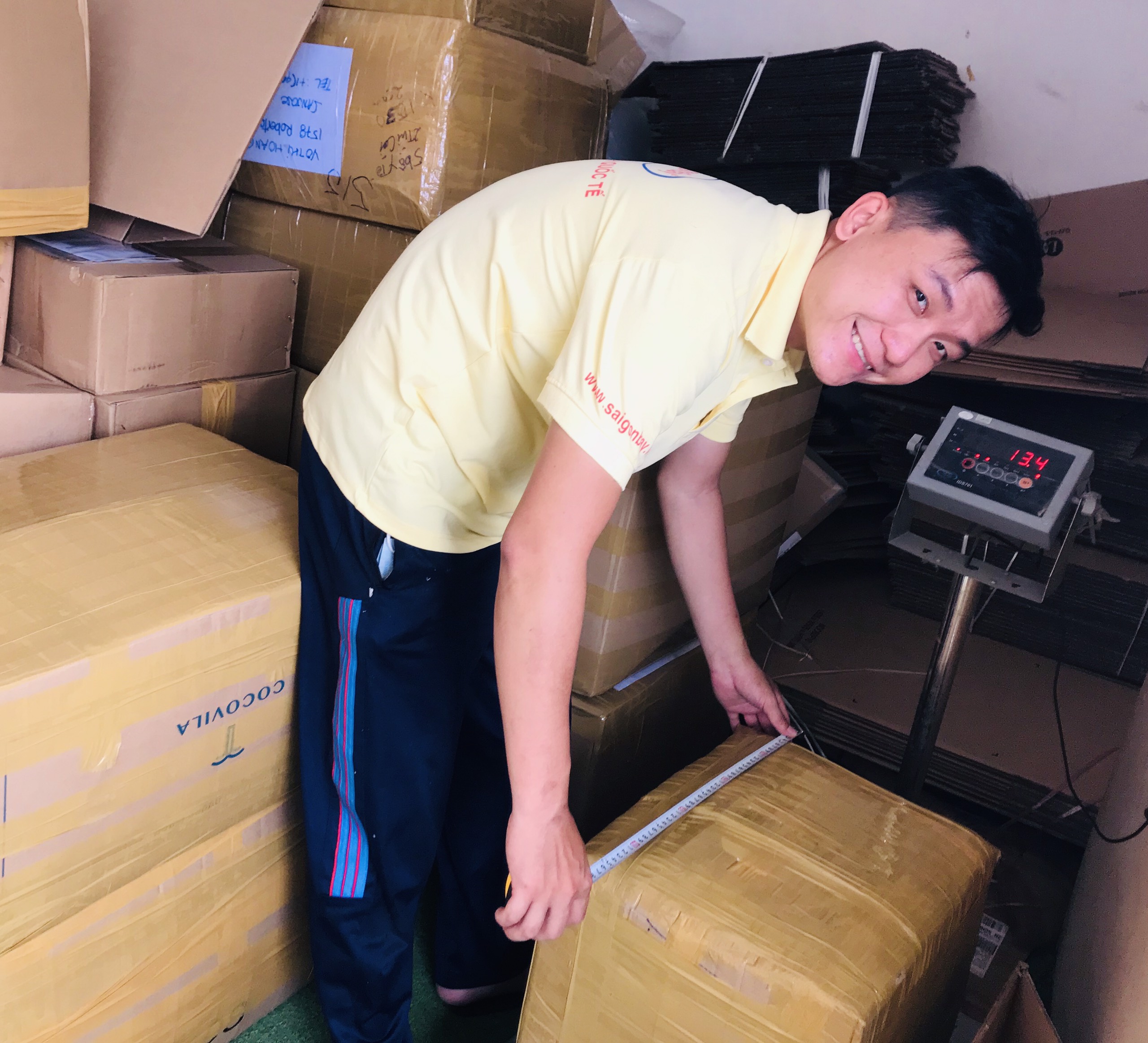 Chuyển Phát Nhanh Quốc Tế TNT SaiGonBay Express,saigonbay